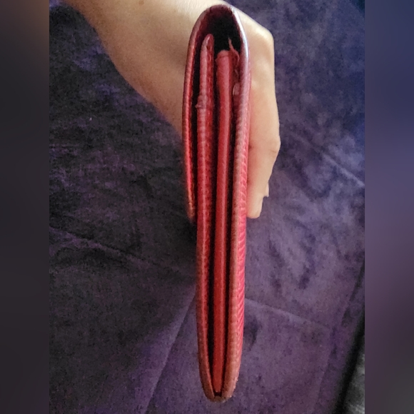 Authentic Louis Vuitton Red EPI Wallet - Picture 6 of 15